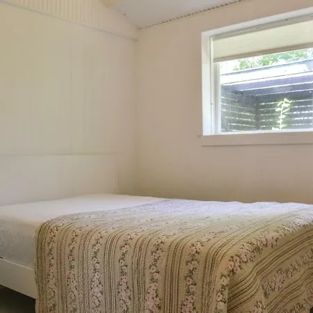 Nice In W/ Wifi And 3 Bedrooms 度假居 Dronningmølle